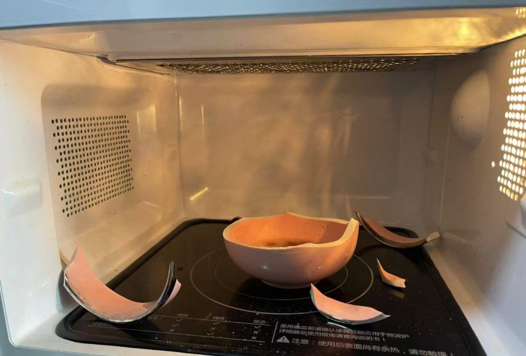 materials to avoid in the microwave